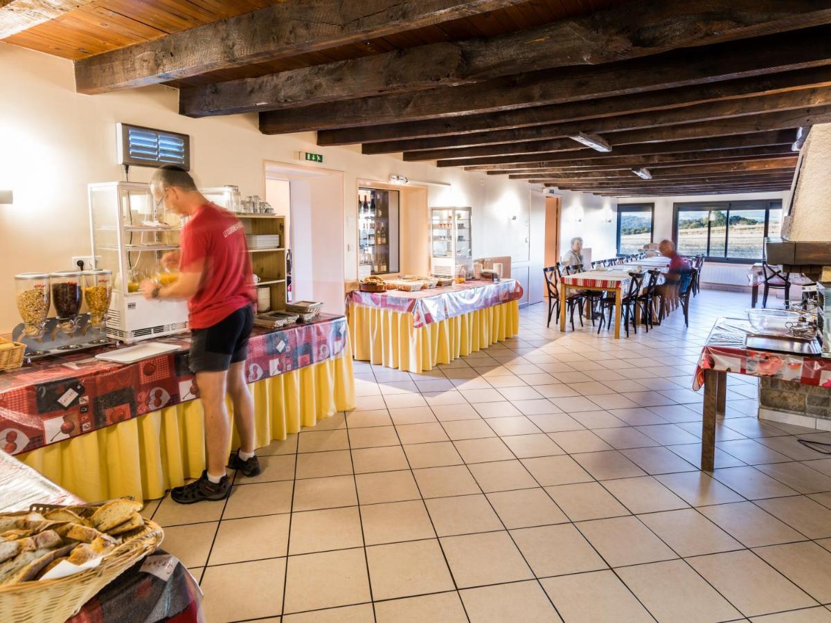 Les Quatre Vents Hotel Courpiere Ngoại thất bức ảnh